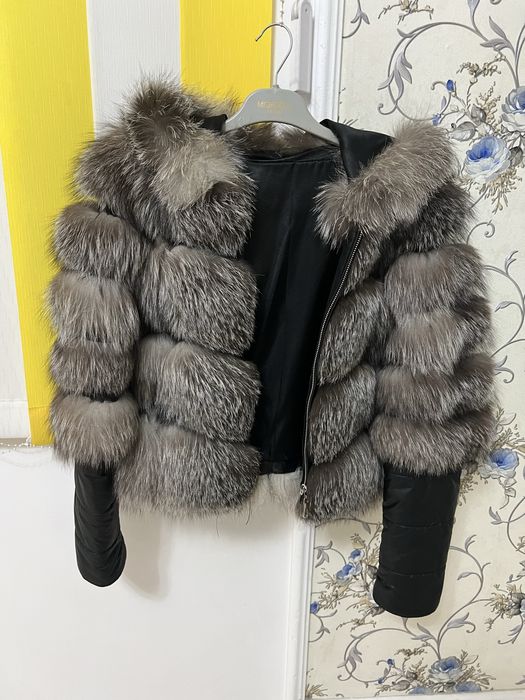 Haina de blana purtata de cateva ori