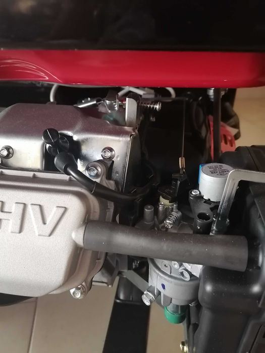 9.5Kw Бензинов генератор за ток с ATS кутия 220V агрегат за ток