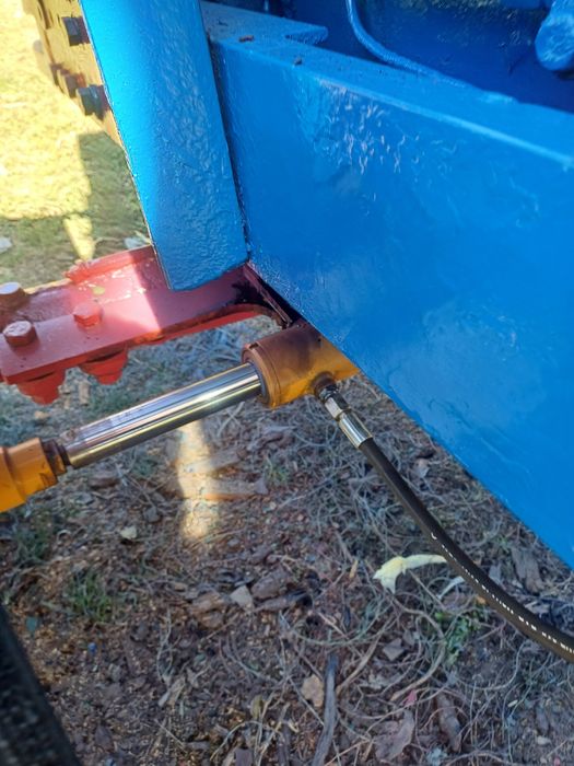 Vand Tractor  Utb 650