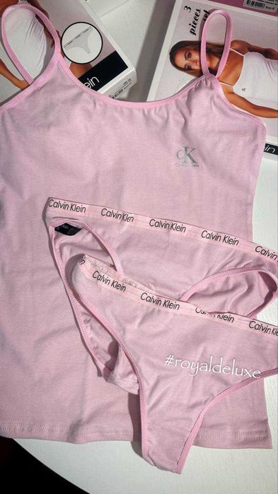 Seturi lenjerie dama Victoria Secret