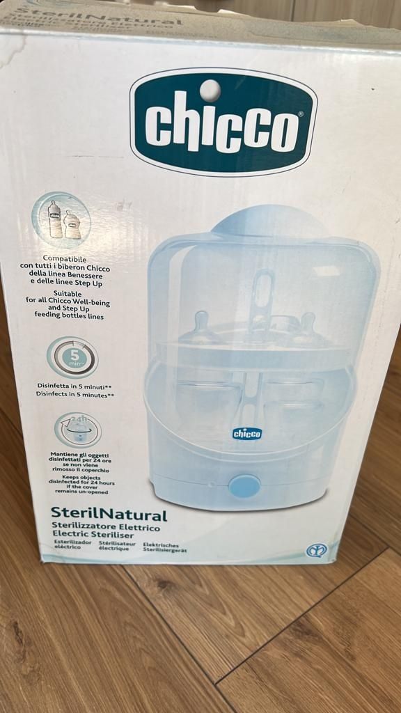 Sterilizator electric Chicco pentru biberoane