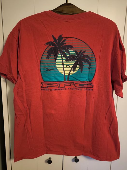 Vând Tricou Columbia PFG cu Grafică Retro (Apus și Palmieri)