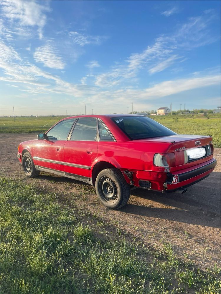 Audi 100 продам