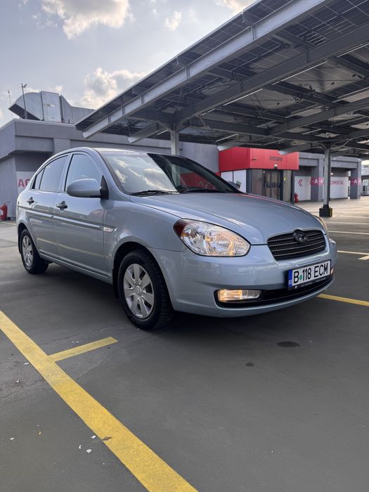 De vanzare Hiyndai Accent 1,6 benzina