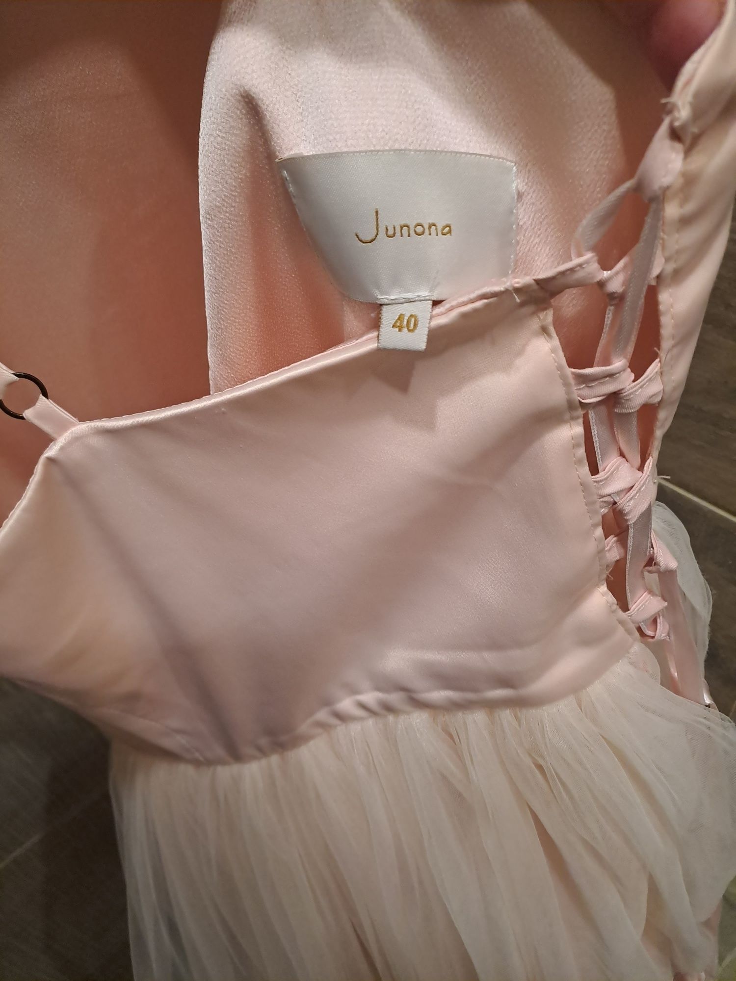 Розова рокля с тюл JUNONA с корсет