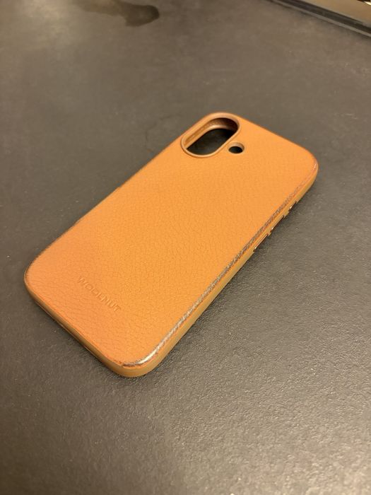 Husa piele Woolnut iphone 16