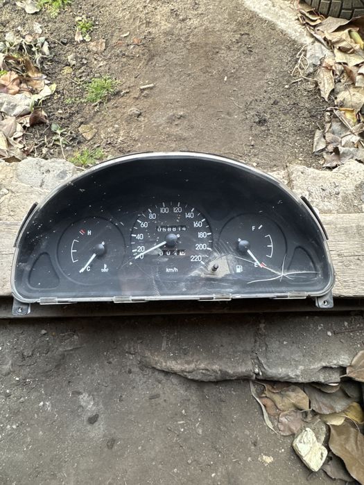 Продам щиток приборов заз шанс дэу ланос