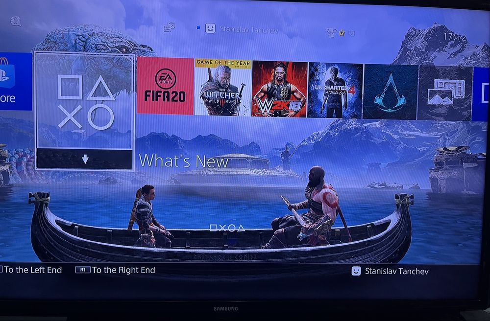 PlayStation 4 500GB + 4 игри БЕЗ Контролер