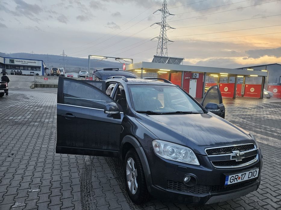 Vând Chevrolet Captiva , 2.0D, 150CP , 4X4, 7 locuri, Manual .