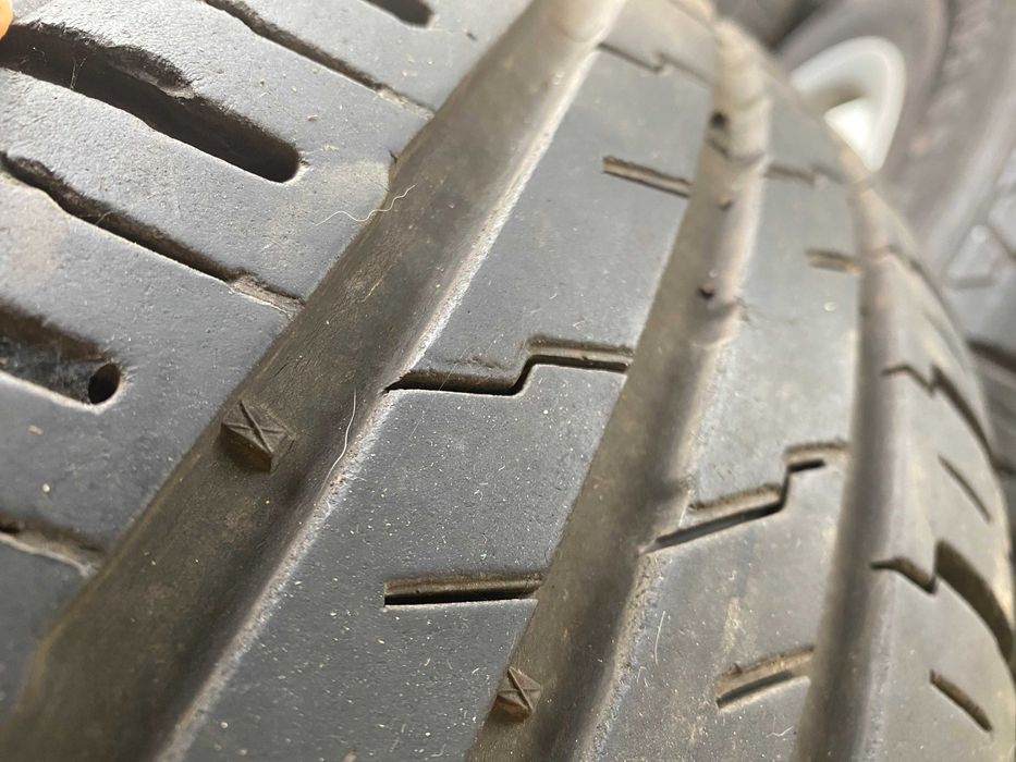 Vand jante aliaj cu anvelope de vara 195/65 R15