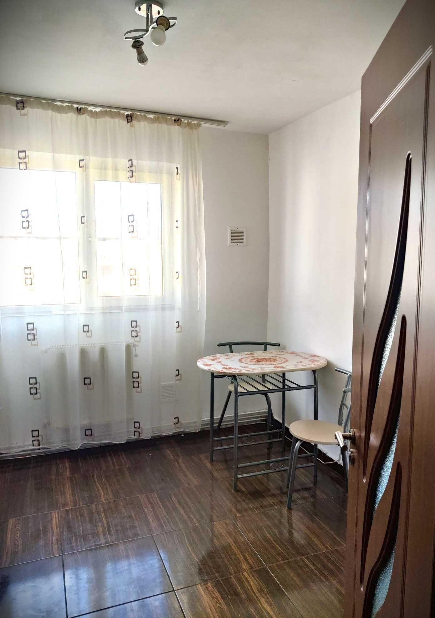 Închiriez apartament 2 camere, Targoviste