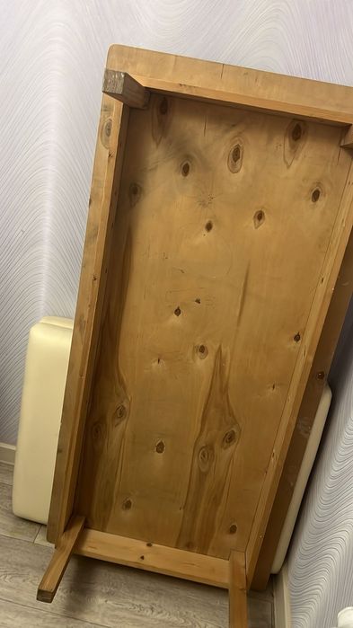 Стол на кухню -Жер стол .