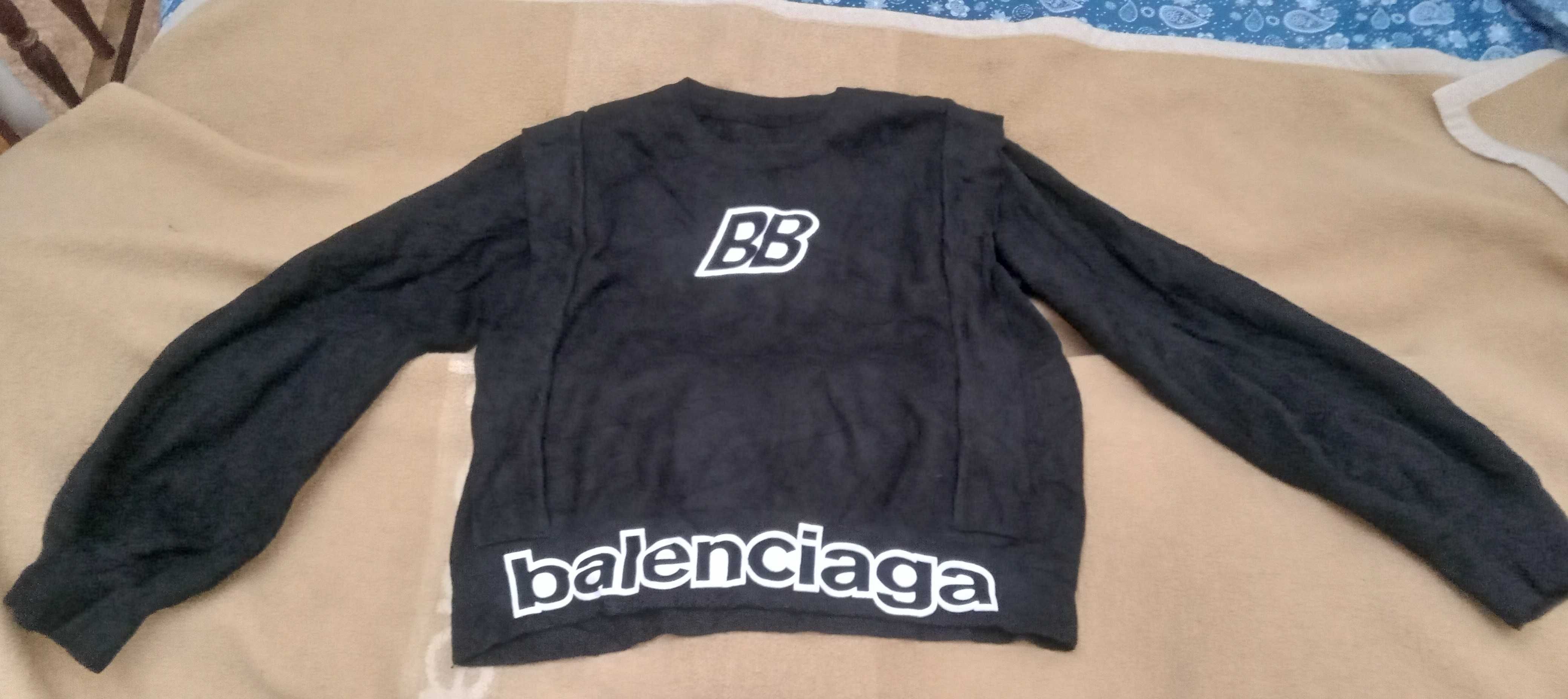 Top pt femei Balenciaga