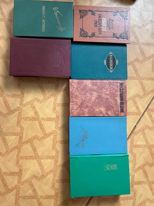 Продам книги в отличном состоянии