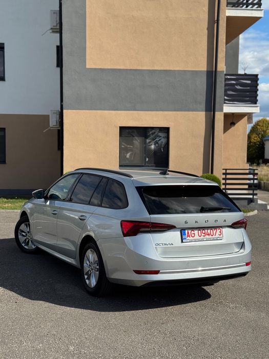 Skoda octavia 2021/150cp/dsg/virtual cockpit/full led