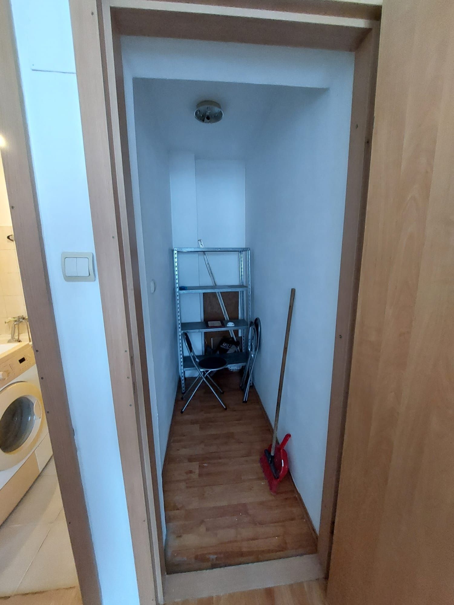 Dau spre inchiriere apartament.