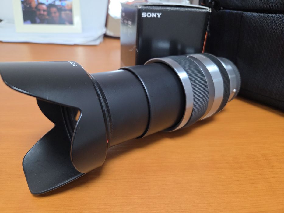 Vand obiectiv Sony E 18-200mm OSS Zoom Silver