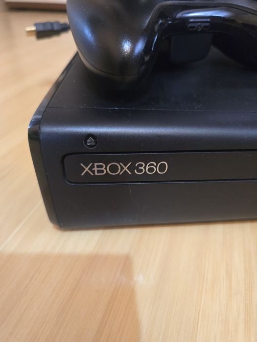 Joc XBOX 360 Kinect + 16 jocuri