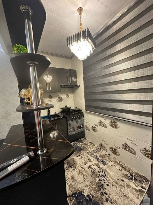 Chilonzor Mirzo-Ulugbek metro 5 daqiqa yulda kvartira bor