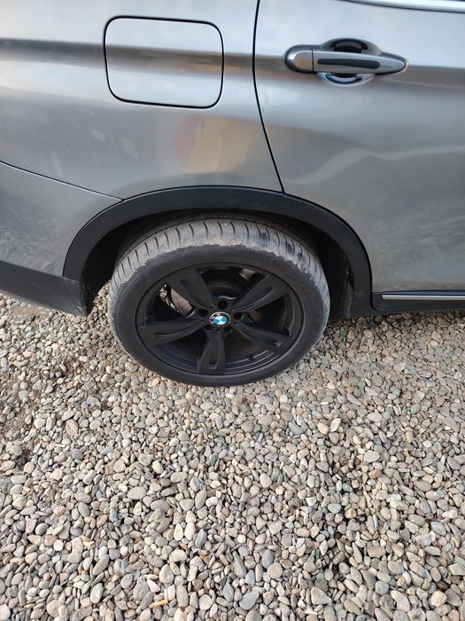 Polisare /recondiționare faruri/vopsire jante pe mașină în Tractoru