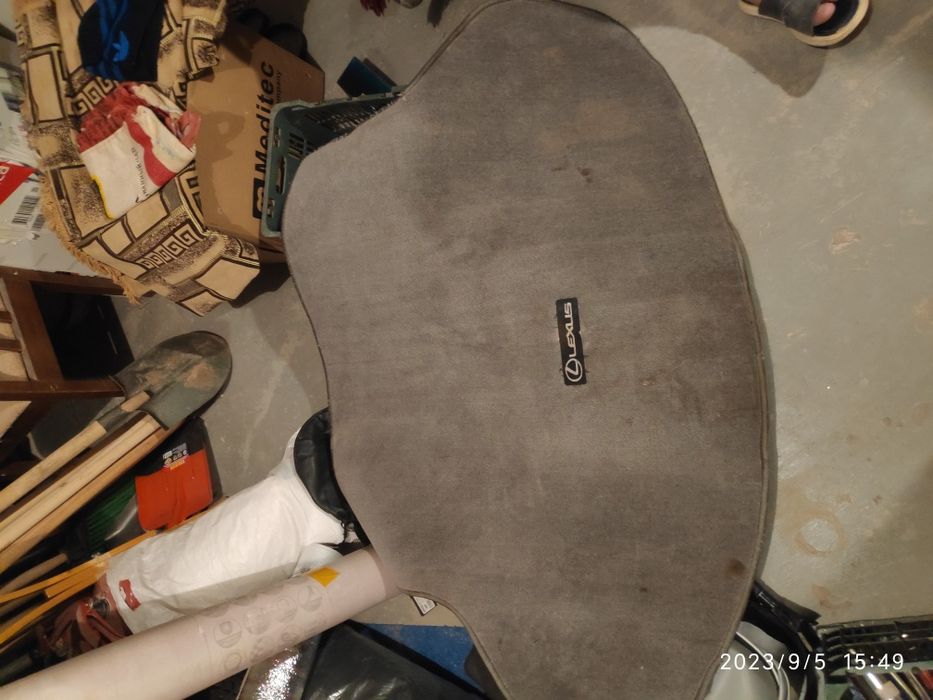 Продам коврик Лексус