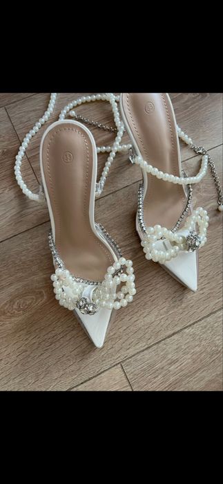 Официални обувки