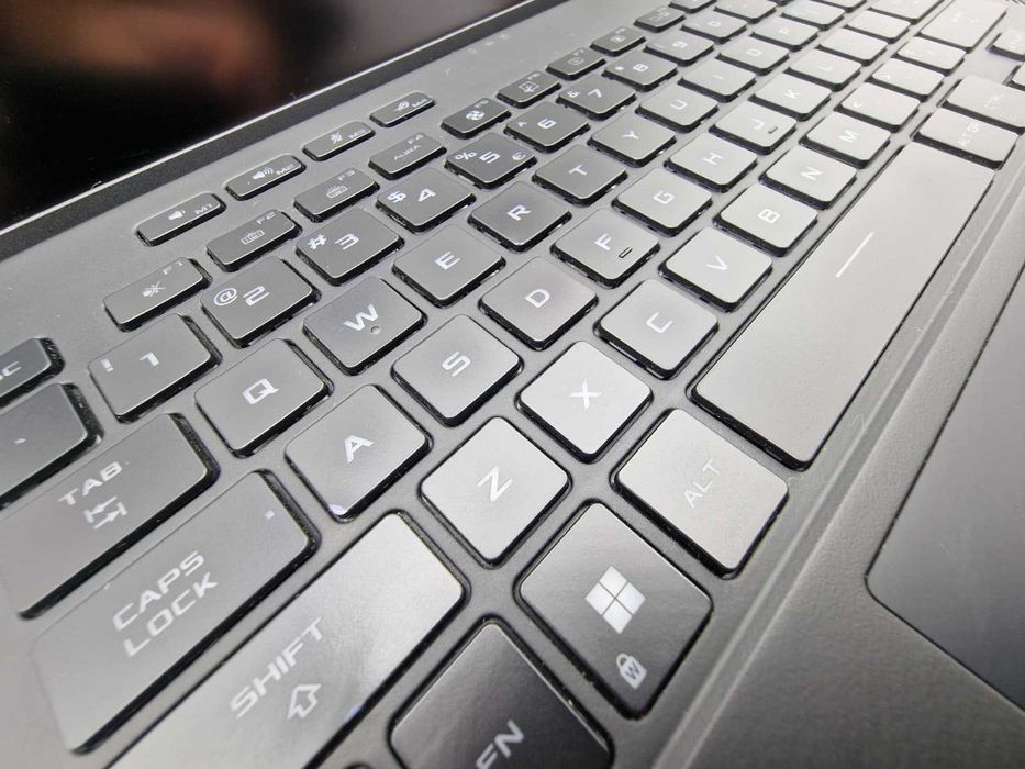 ASUS ROG Zephyrus M16 GU603ZW i9*16"*32GB*1TB SSD*3070 Ti 8GB