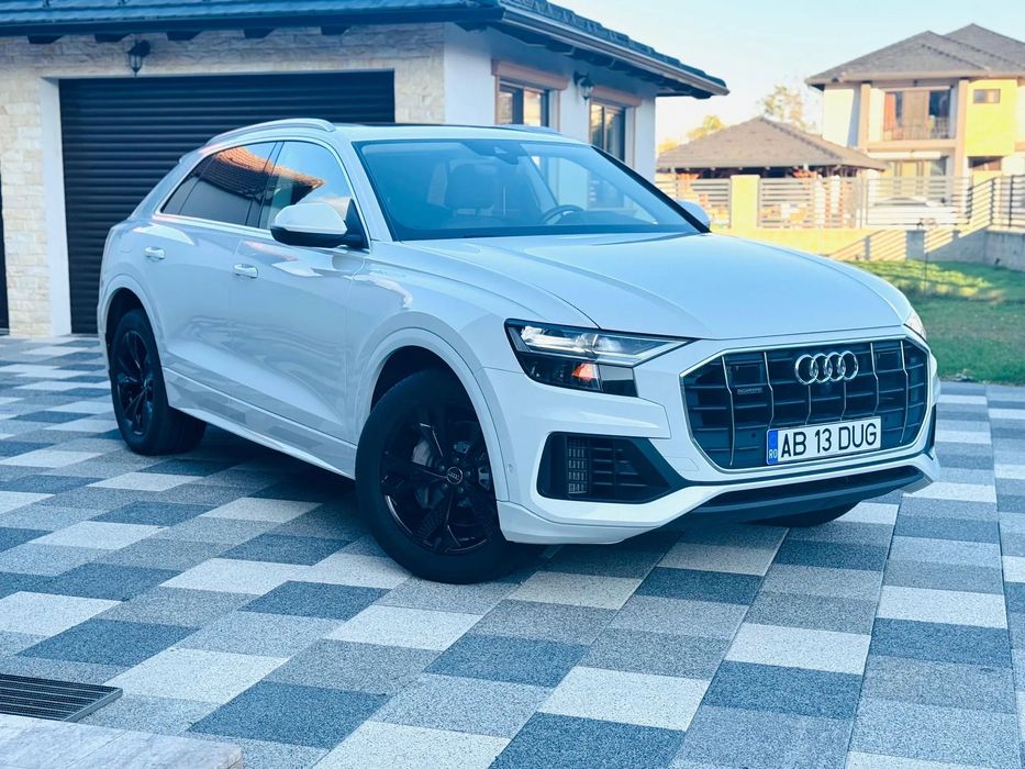 Audi Q8 55 TFSI Mild Hybrid, An fabricatie 2019, 93000 km!!!