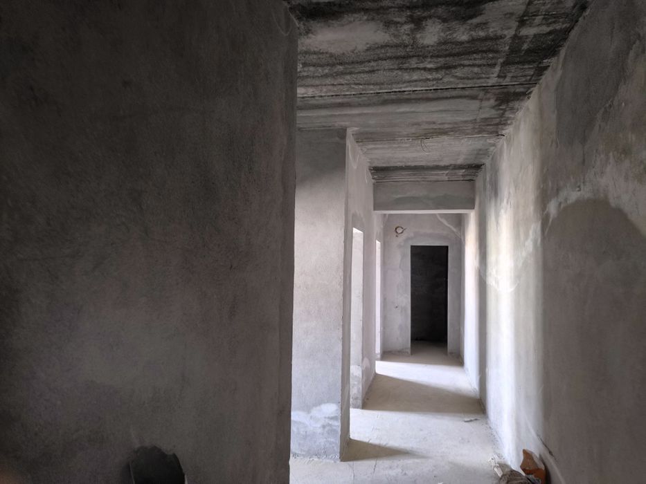 Sharof Rashidov tumani 3 tepa mavzesida davlat xizmatlari uy sotiladi