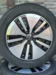 Jante orig VW bicolore Montpelier 215/55/17 ca noi