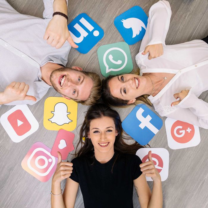 Creăm website-uri profesionale și campanii Google, Facebook, TikTok