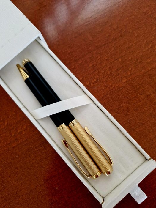 Комплект химикалка и мастилен ролер