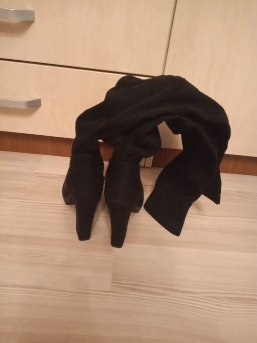 Vând cizme din antilopă