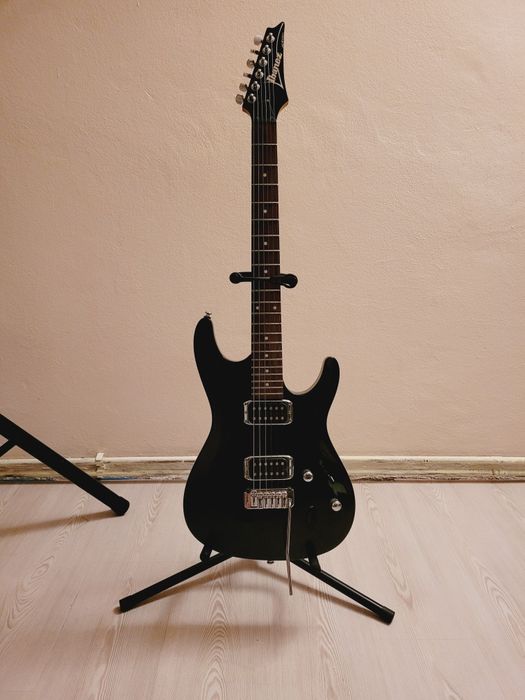 Vând chitară Ibanez