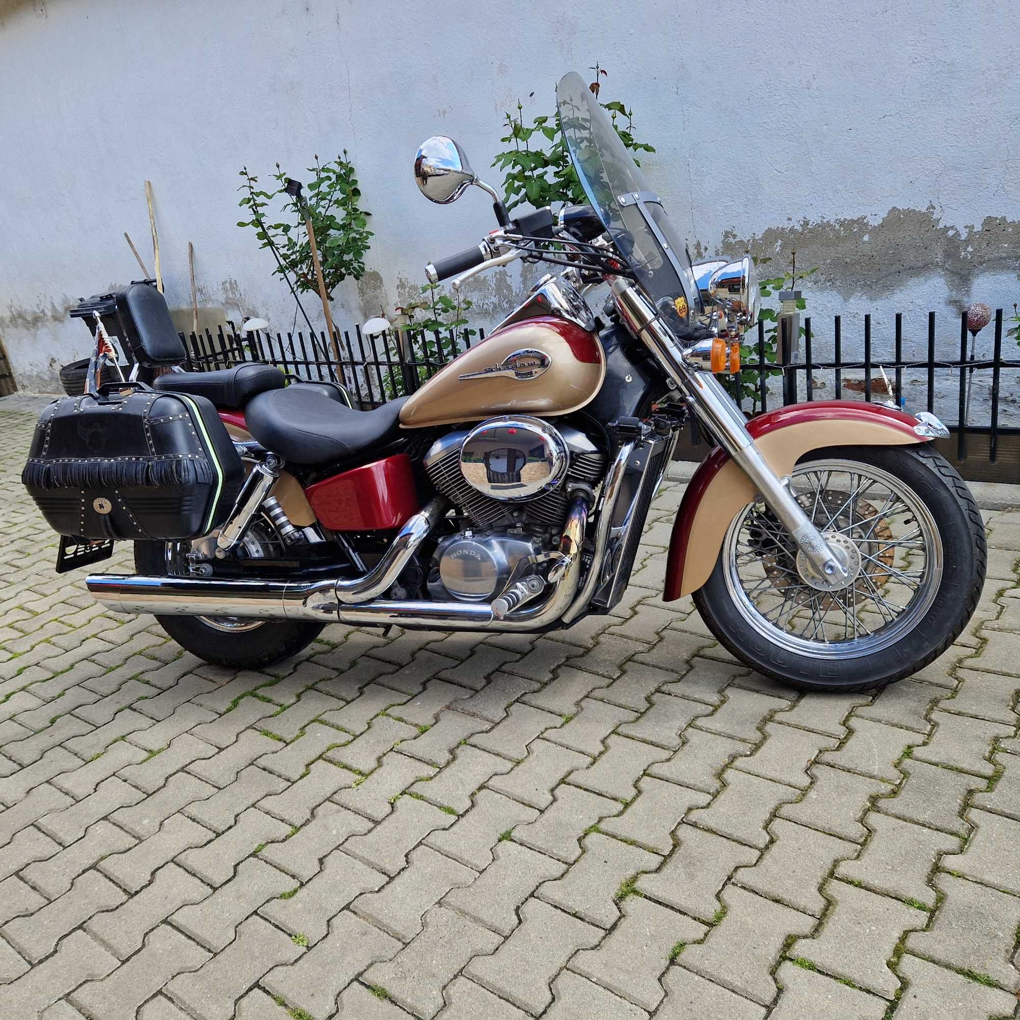 Honda Shadow  750