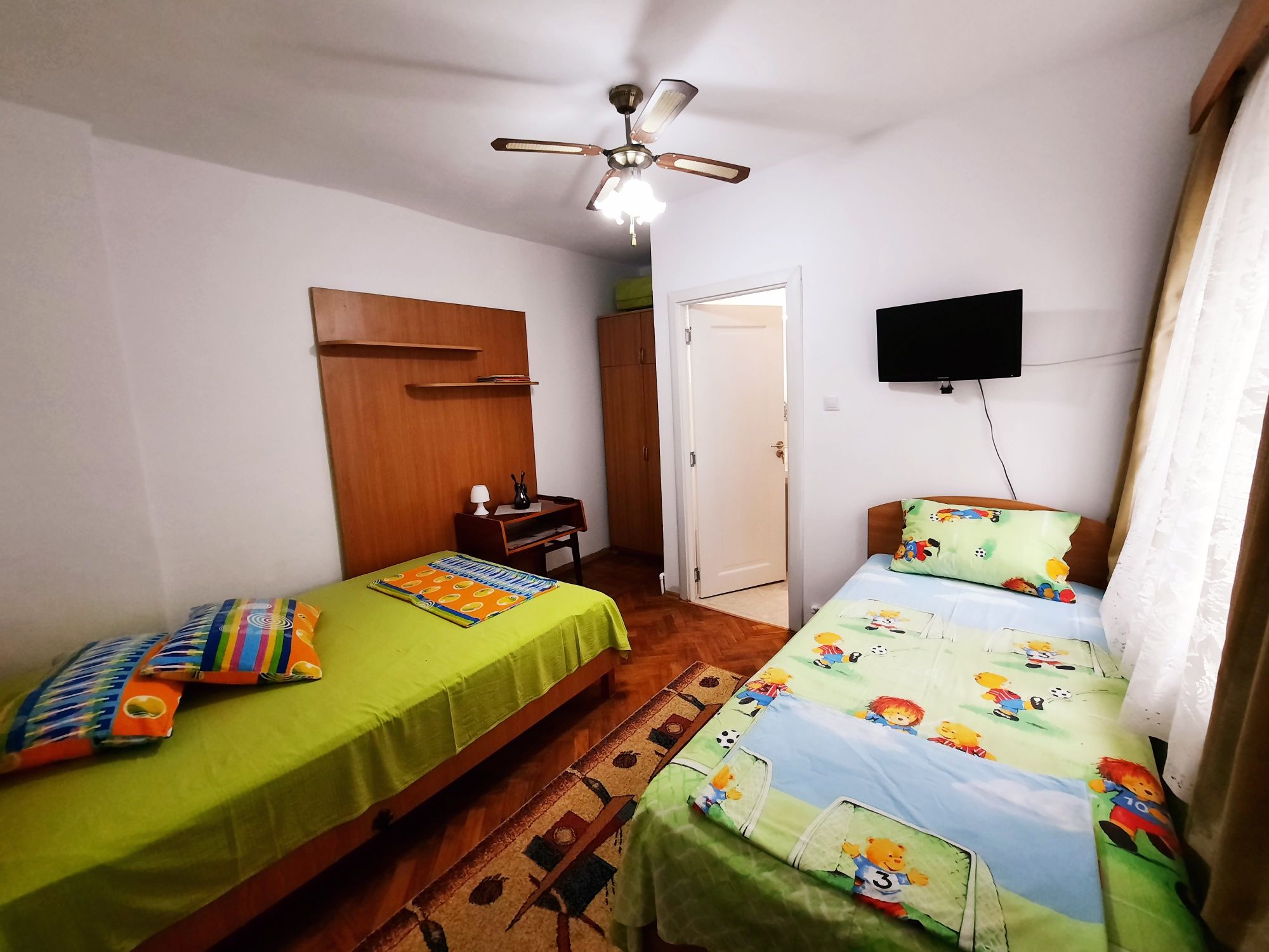 Camere de închiriat EFORIE NORD