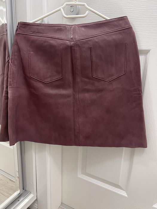 Fuste din piele impecabile