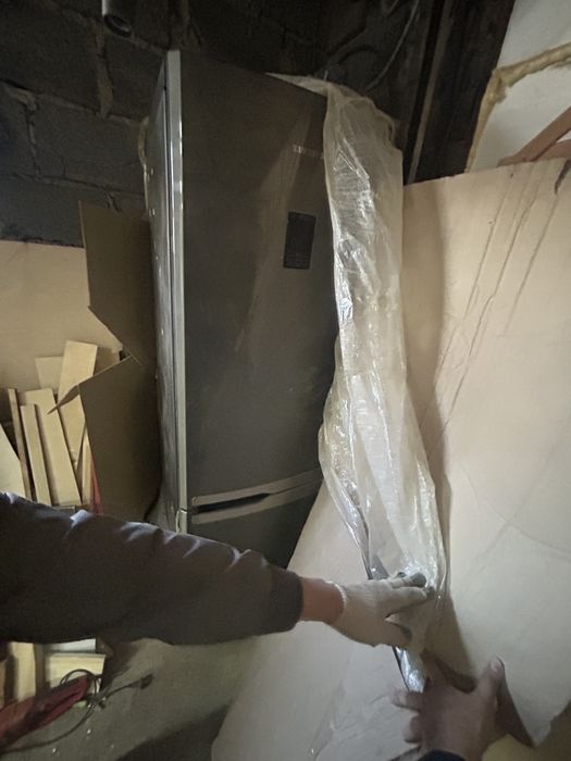 Продам холодильник