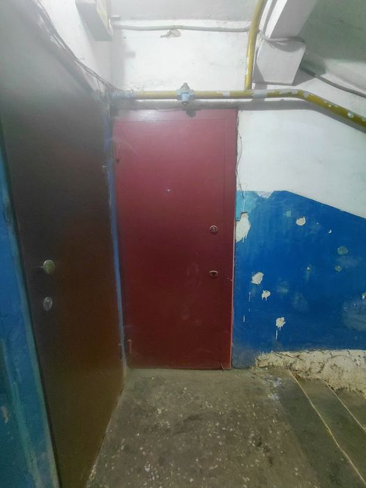 Двер входные продается