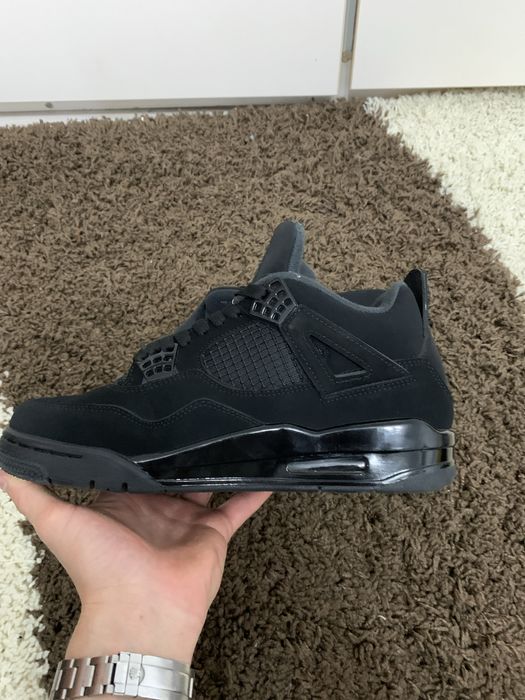 Air Jordan 4 Black Cat