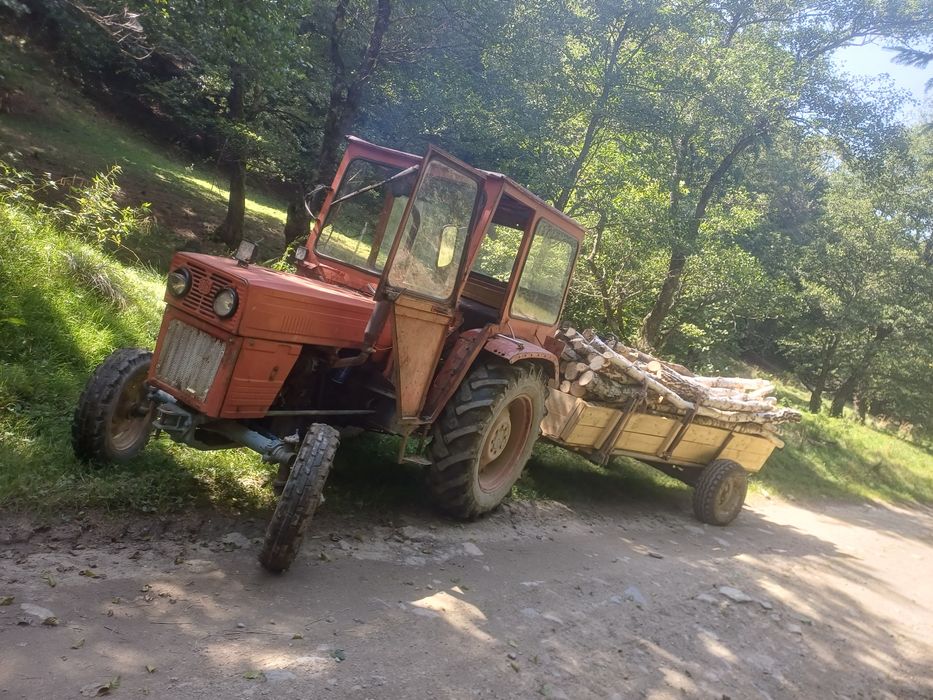 Tractor U 445 tot funcțional