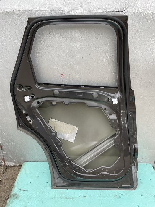 Задна лява врата за Volvo XC60 Волво ХЦ60  2017г-
