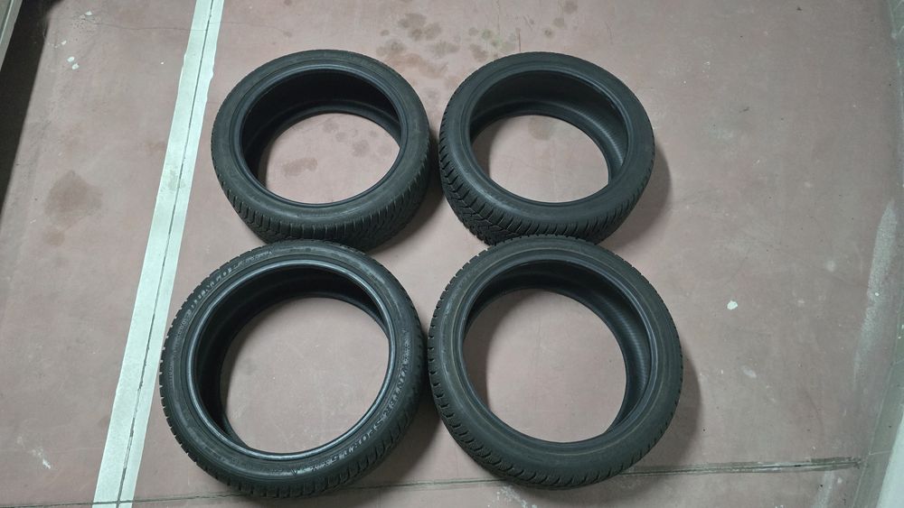 Dunlop Winter Sport 5 245/40/19 зимни гуми