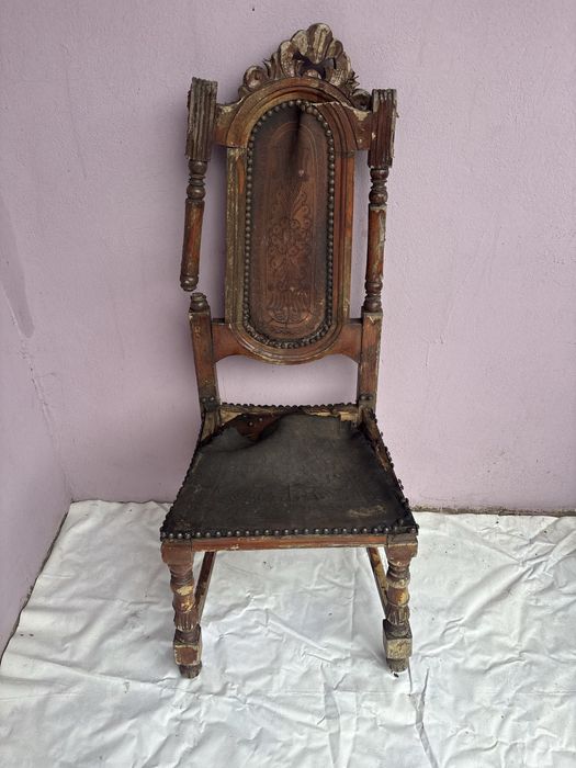 Scaune vechi  de reconditionat anii 1900