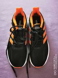Спортни маратонки Adidas, номер 40, чисто нови?