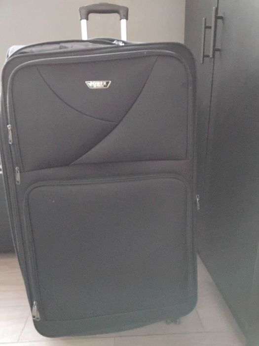 Голям куфар, като нов