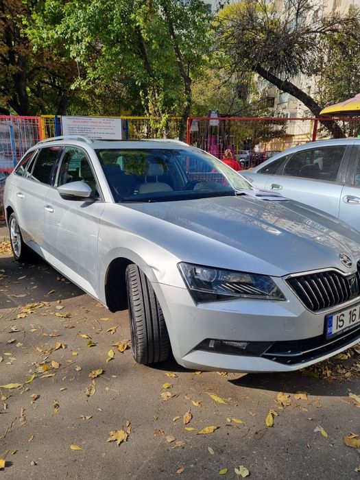 Skoda Superb FULL