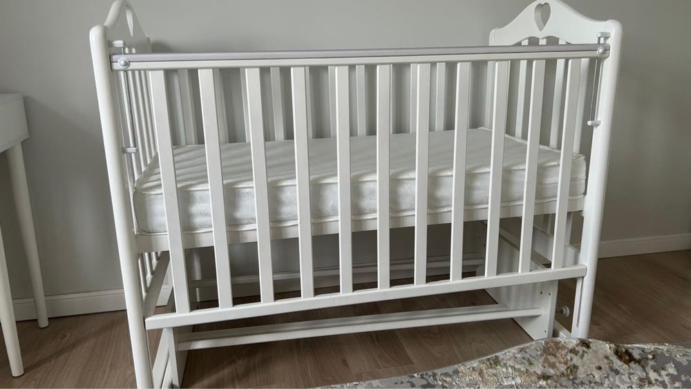 Манеж-кровать как новая