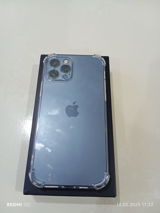 Продаётся айфон 12 про