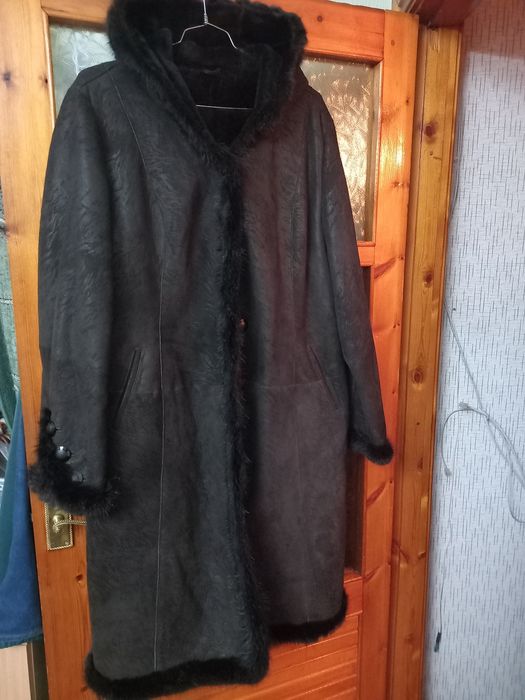 Продам дублёнку женскую